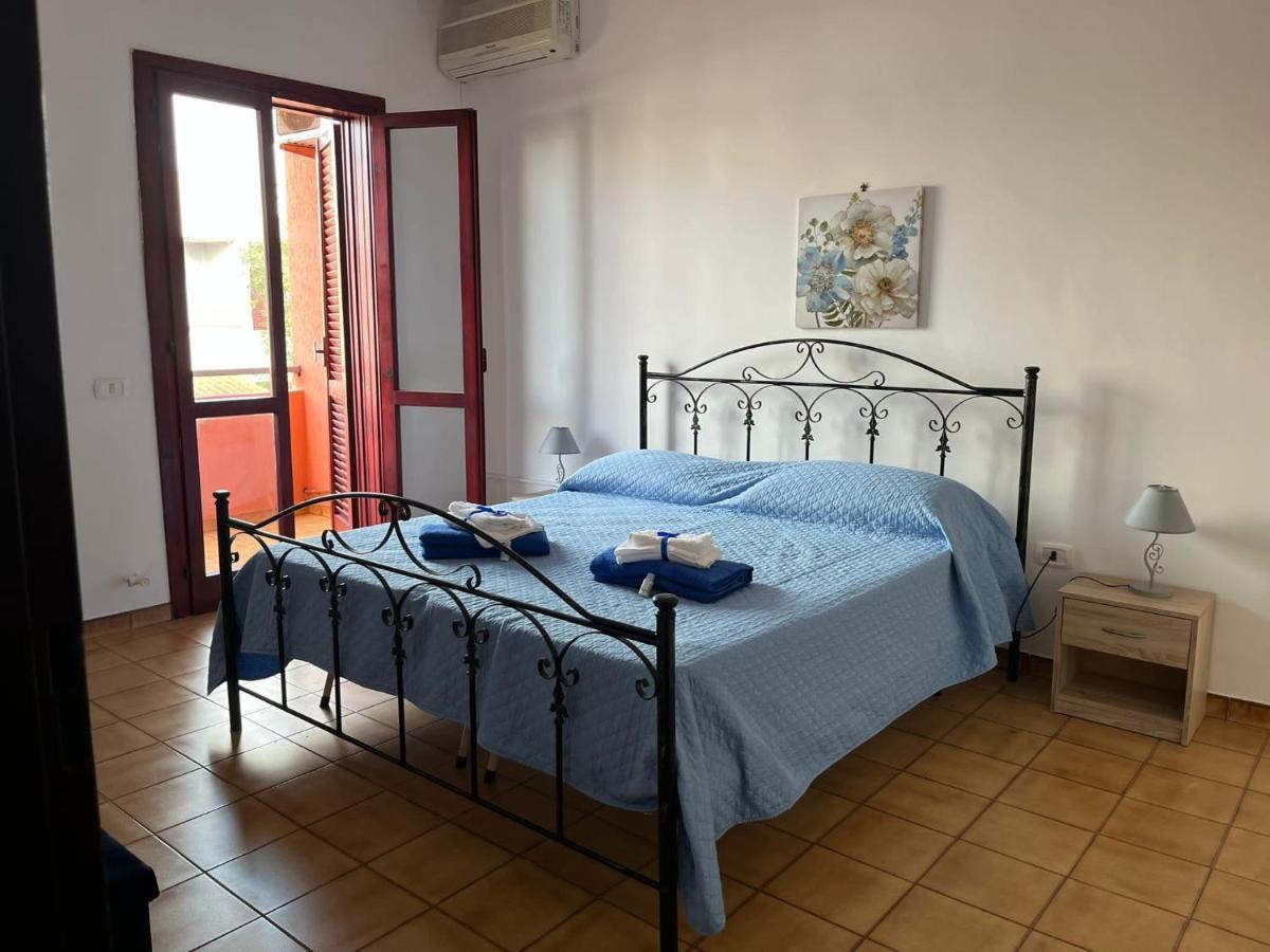 Caravaggio Apartment Porto Cesareo Bagian luar foto